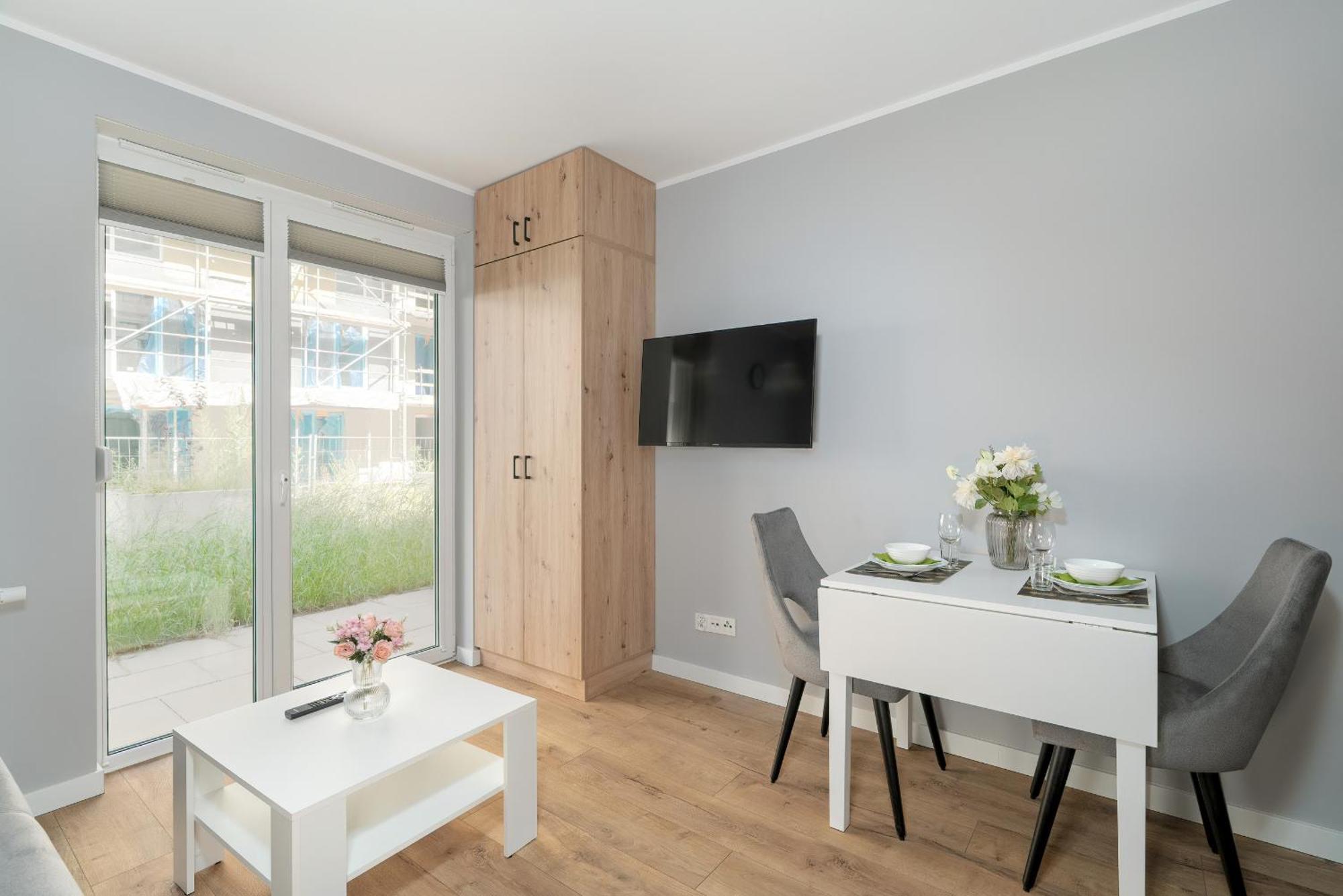 Jasny & Elegancki Apartament Typu Studio Z Tarasem By Renters Apartament Poznań