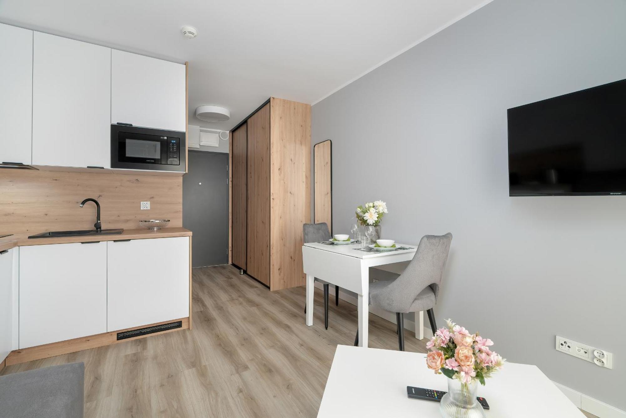 Apartment Jasny & Elegancki Apartament Typu Studio Z Tarasem By Renters